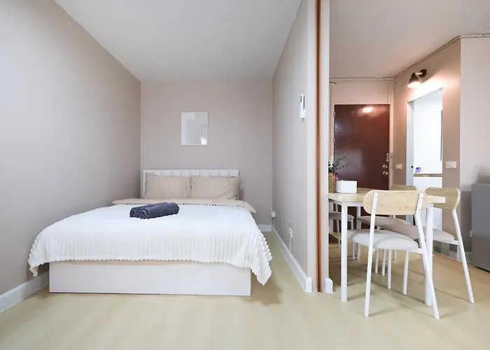 Cozy 2br For 4 Persons, Impact,wi-fi & Washer, Dmk アパート *