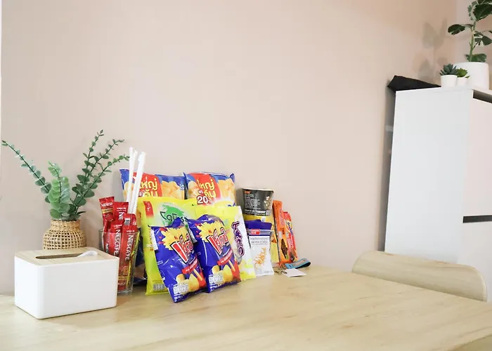 Cozy 2br For 4 Persons, Impact,wi-fi & Washer, Dmk *