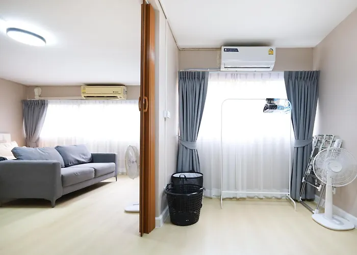 Cozy 2br For 4 Persons, Impact,wi-fi & Washer, Dmk アパート バンコク都